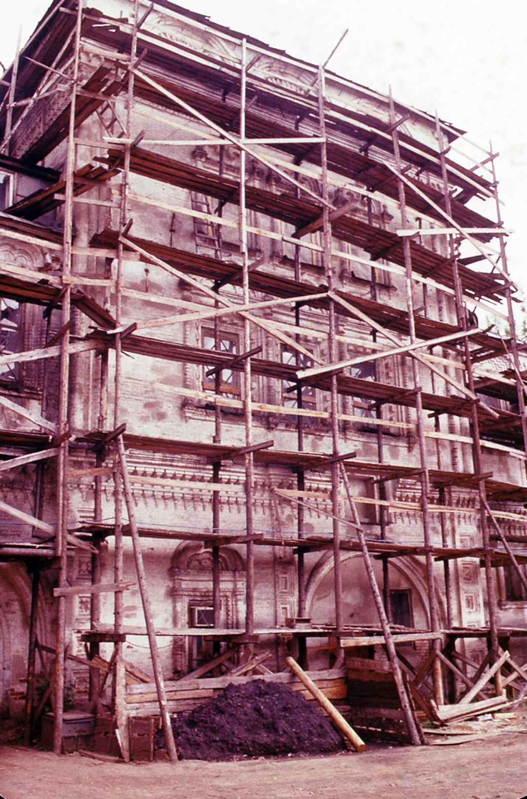 НИАЛ ВятГУ. Реконструкция монастыря 1989 г. (5).jpg